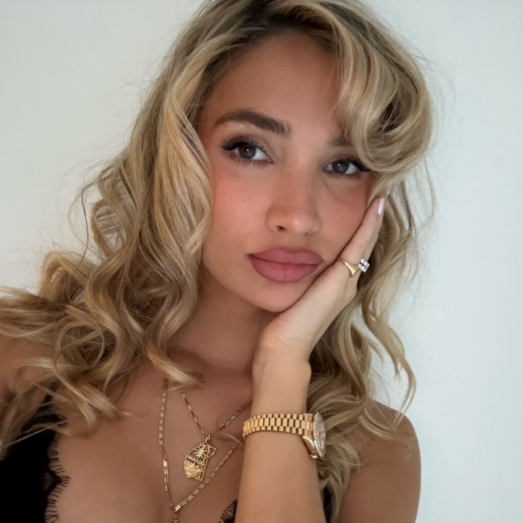 Celeb – Pia Mia Perez – Nude