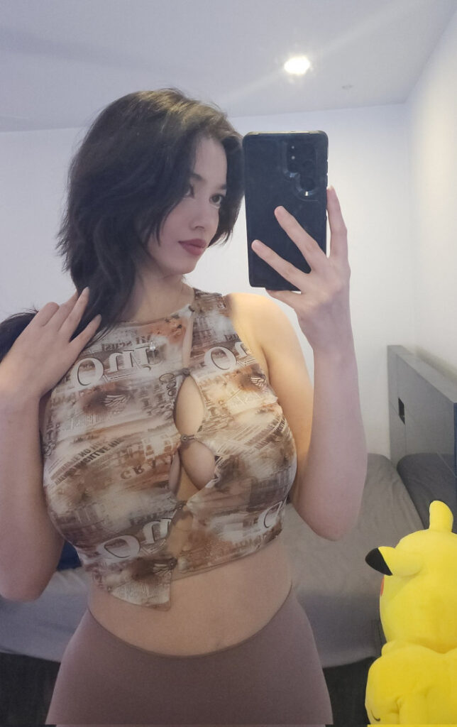 Twitch – Asian – Qilin – Nude