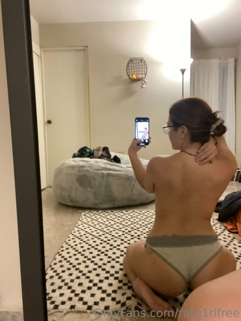 OnlyFans – Latina – R4tg1rl / RAT GIRL – Nude Leaks