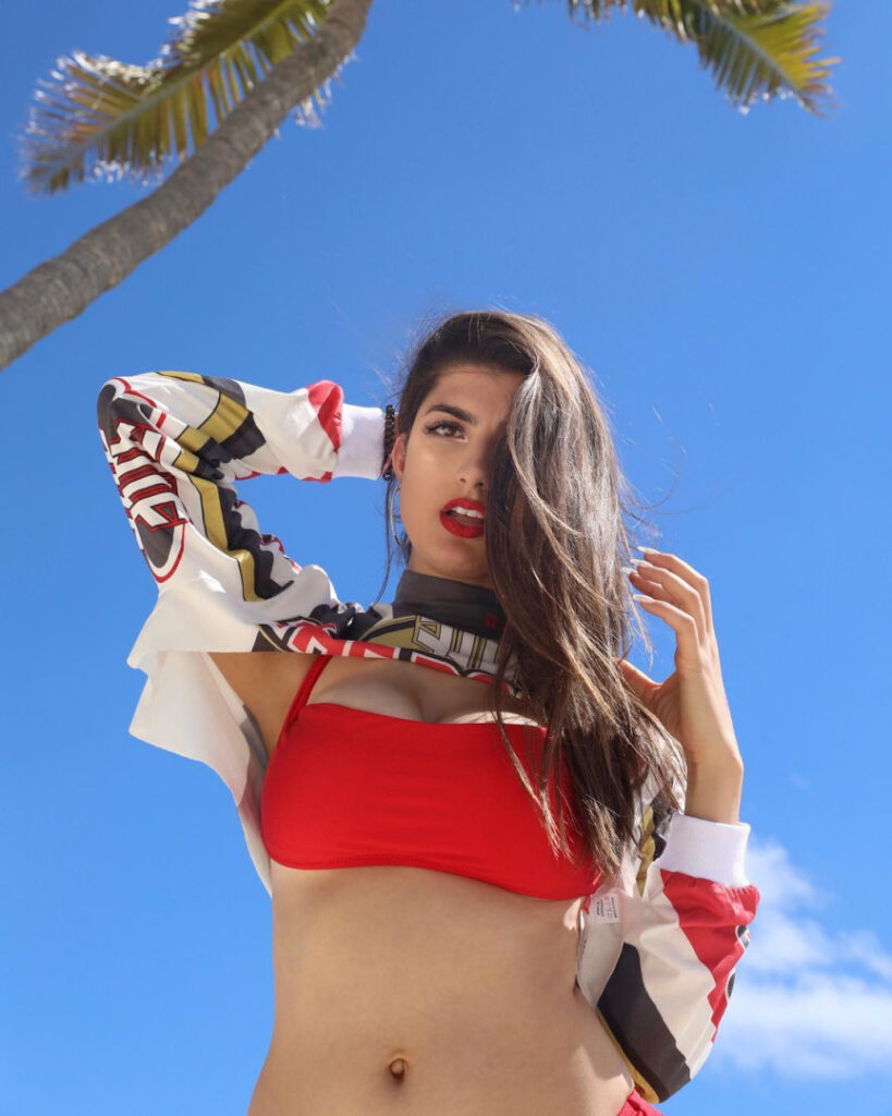 Youtube – Rachel Levin / RclBeauty101 – Nude