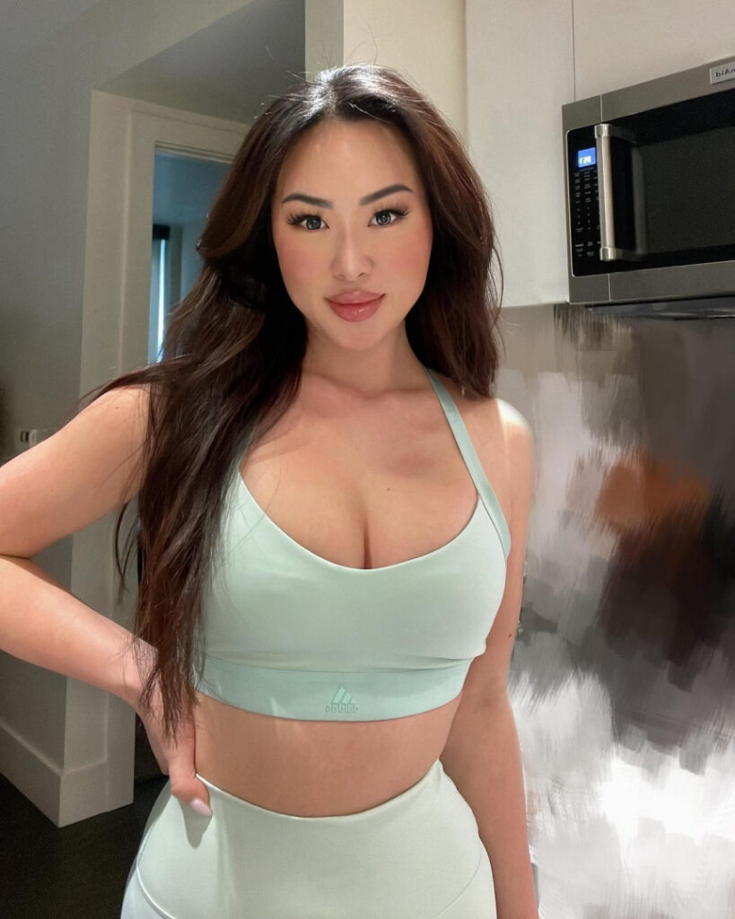 Instagram – Rae Bae [Rael_Bae] – Nude