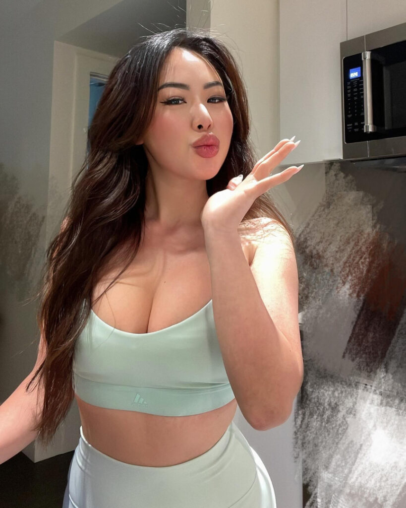 Instagram – Rae Bae [Rael_Bae] – Nude