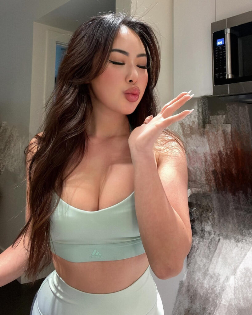 Instagram – Rae Bae [Rael_Bae] – Nude