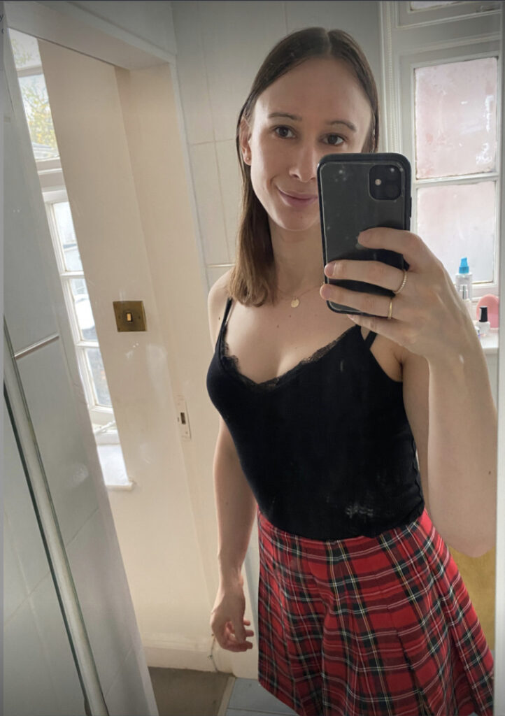 Trans – Request – April Jones / apriljonesuk – Nude Leaks