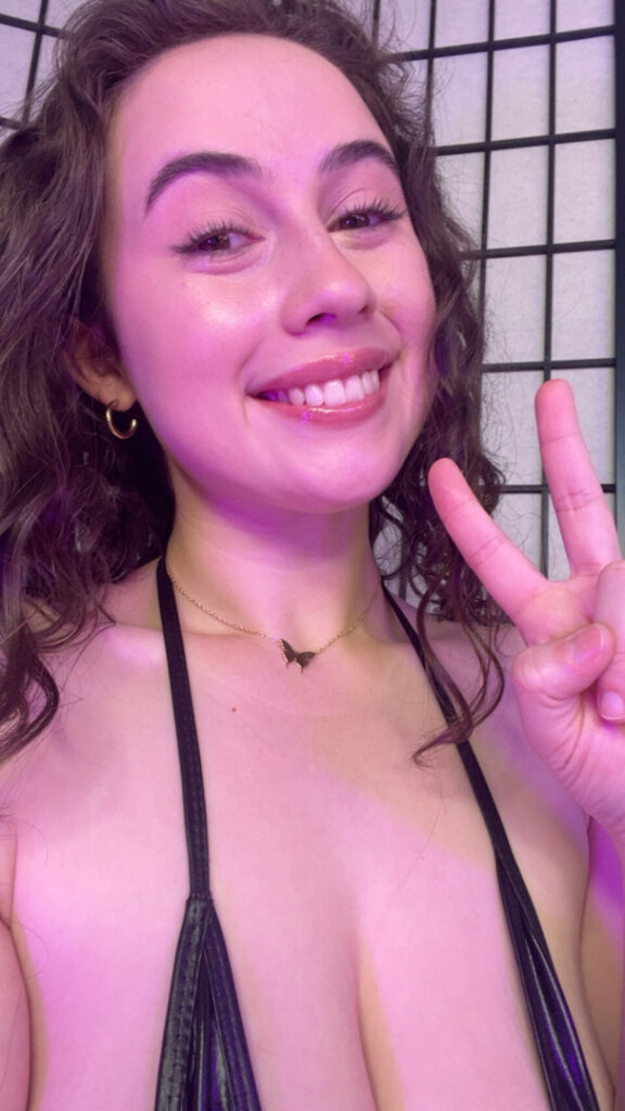 OnlyFans – Teen – Rose Beck (imrosebeck) – Nude