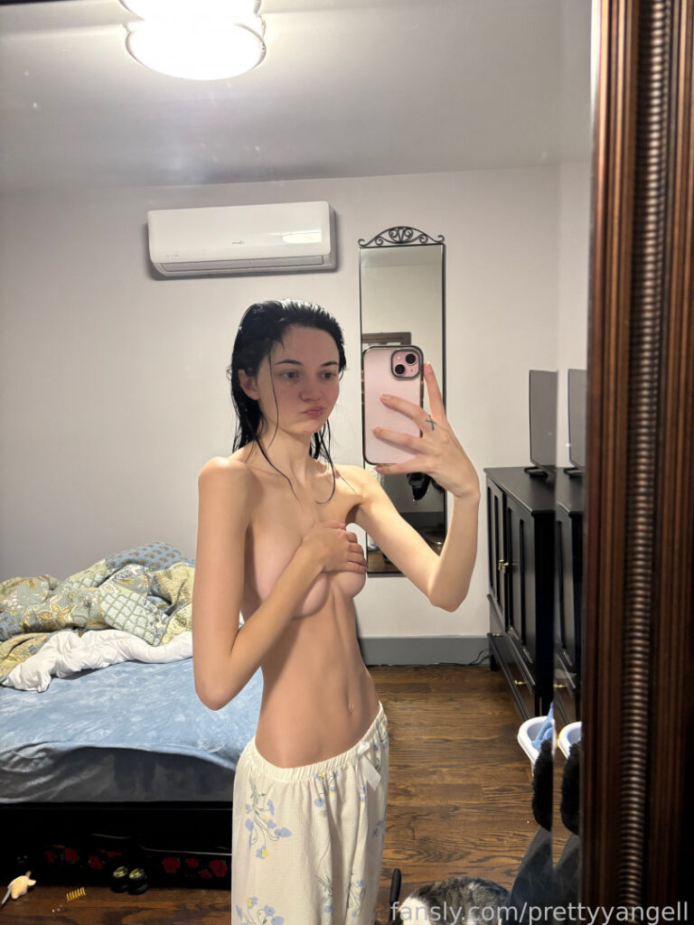 TikTok – Instagram – Petite – Rylrat / prettyybb – Nude