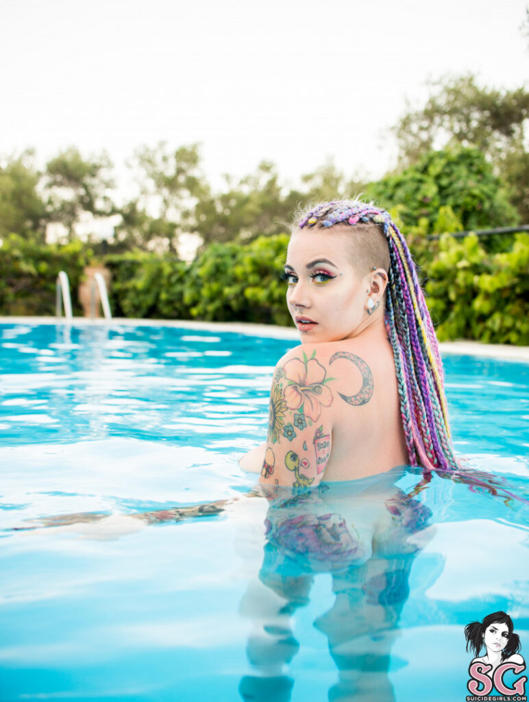 Sammiii Suicide – Nude