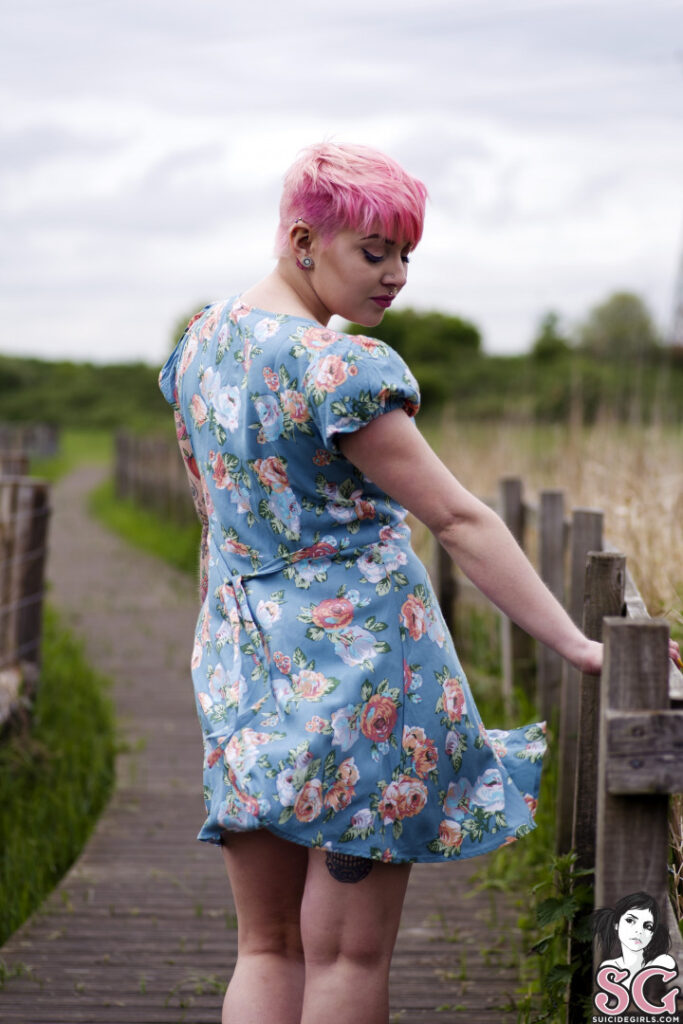 Sammiii Suicide – Nude