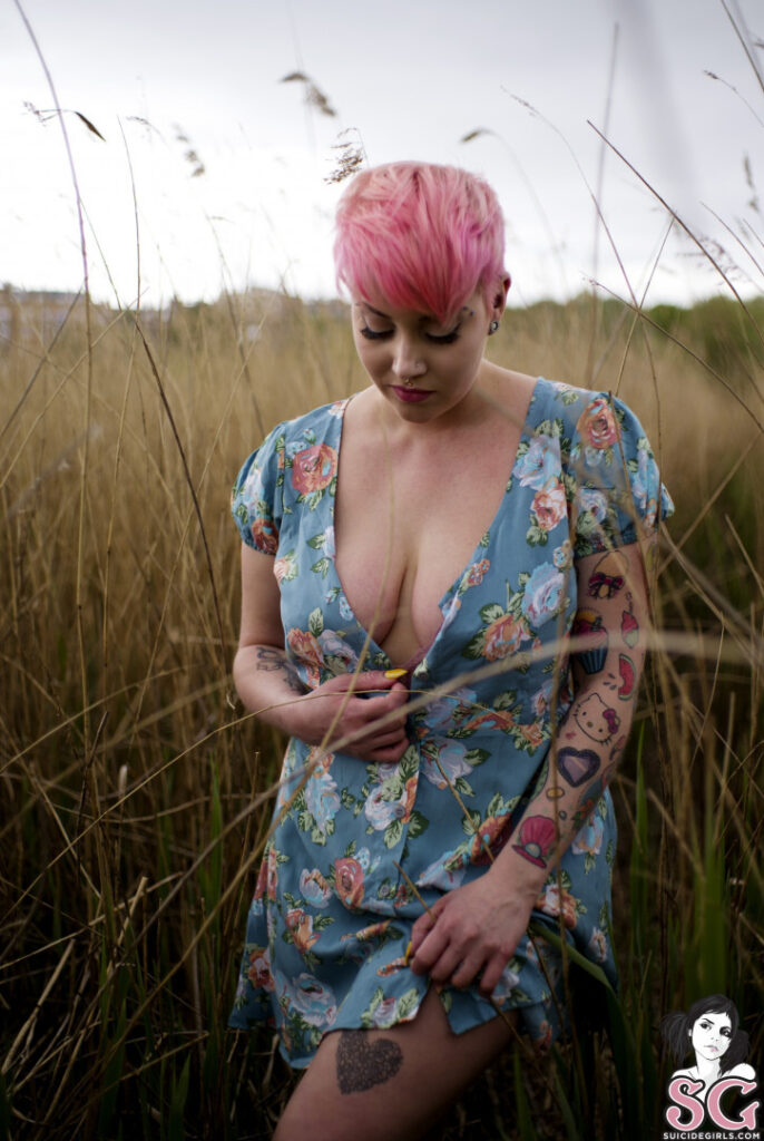 Sammiii Suicide – Nude