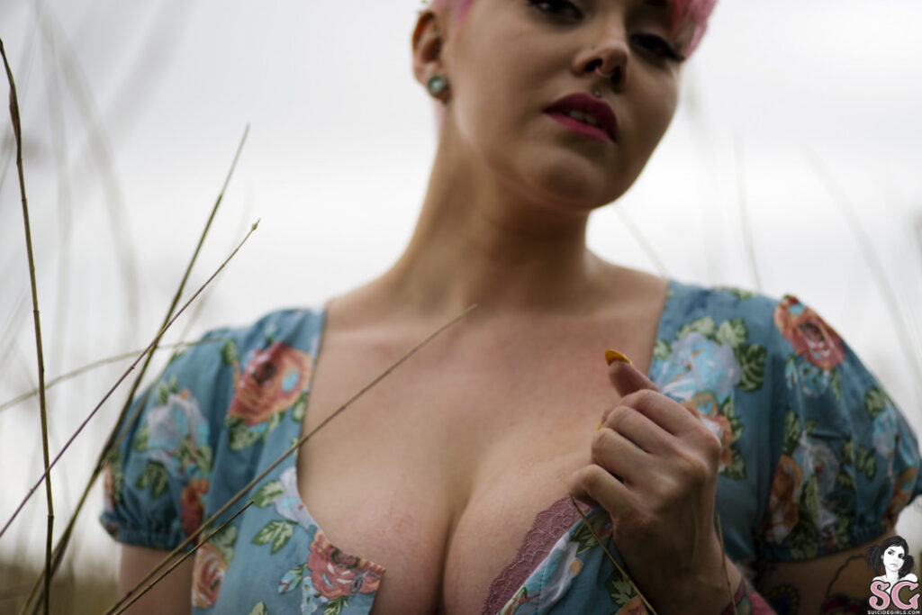 Sammiii Suicide – Nude