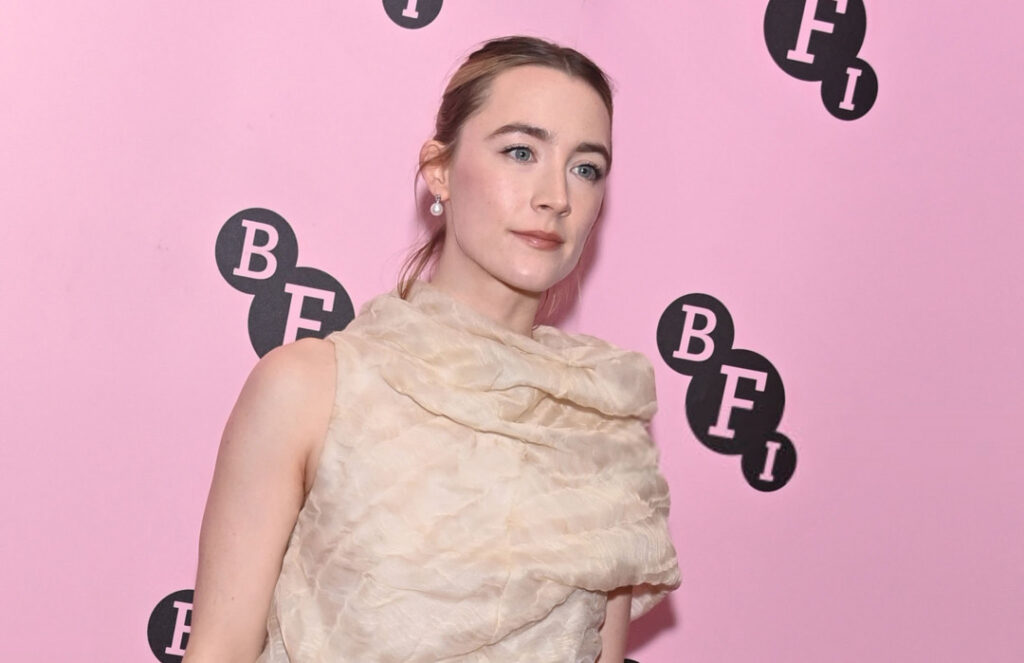 Celeb – Saoirse Ronan – Nude