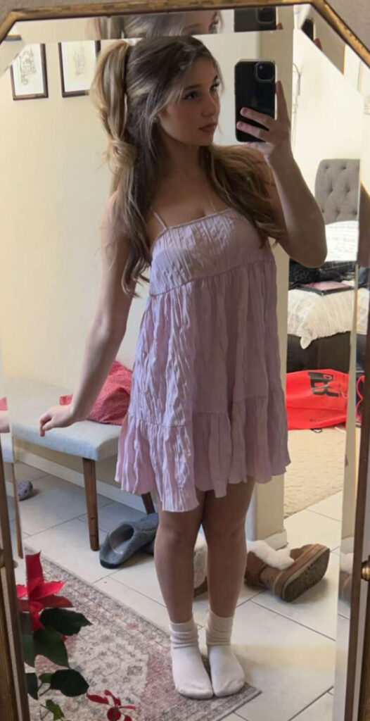 Instagram – Sara Dobrik – Nude Leaks