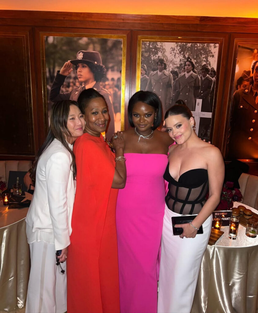 Celeb – Latina – Sarah Jeffery – Nude