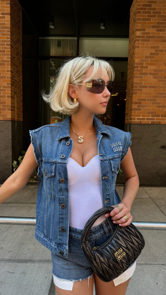 OnlyFans – Instagram – Sarahfuckingsnyder – Nude