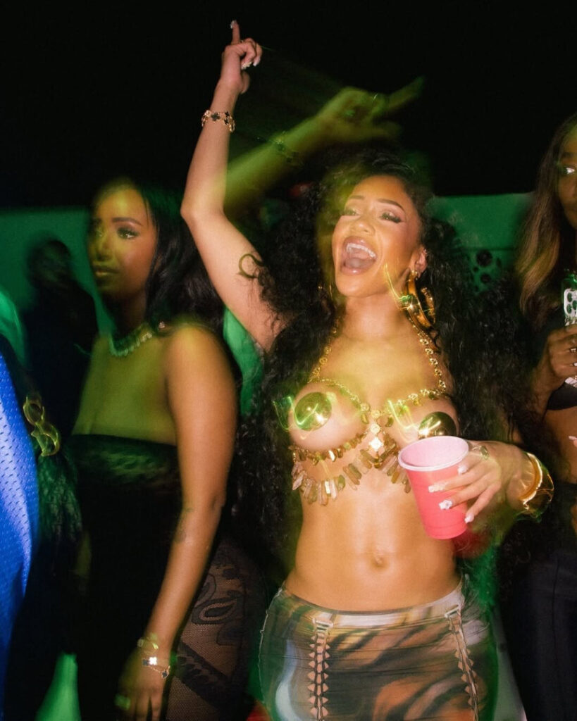 Celeb – Ebony – Asian – Saweetie – Nude