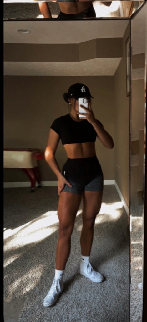 TikTok – Instagram – Petite – shelby wilfong – Nude Leaks