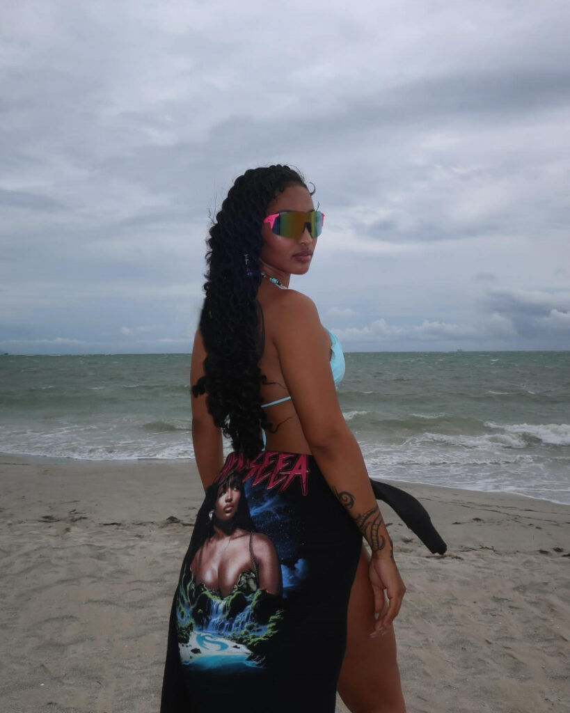 Celeb – Ebony – Shenseea – Nude