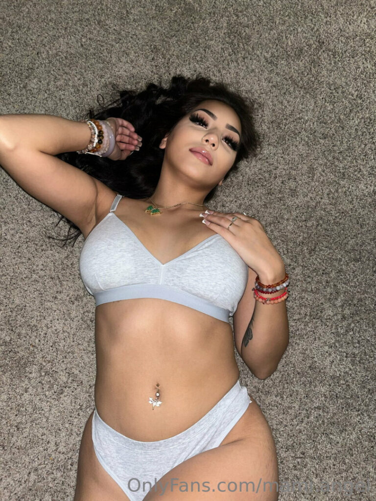 OnlyFans – TikTok – Instagram – shesangele / mami.angel – Nude