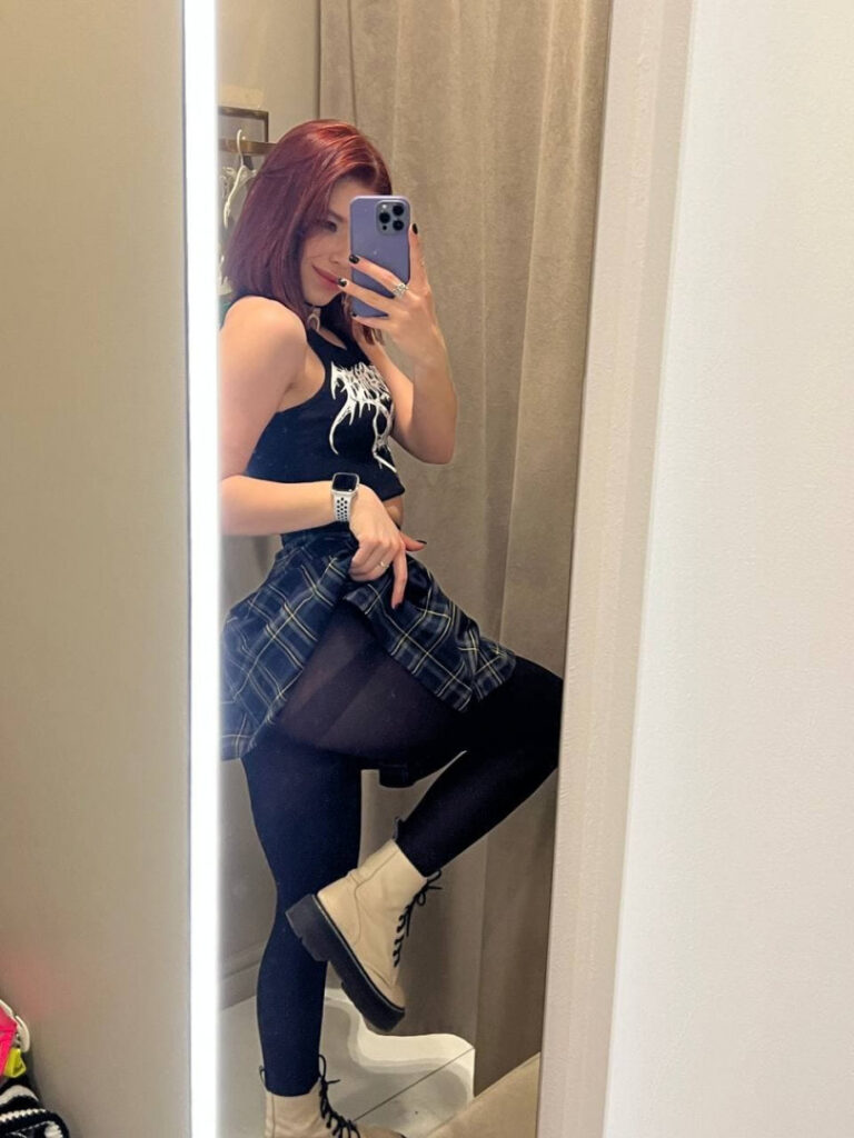 Twitch – shulyyyyyy – Nude Leaks