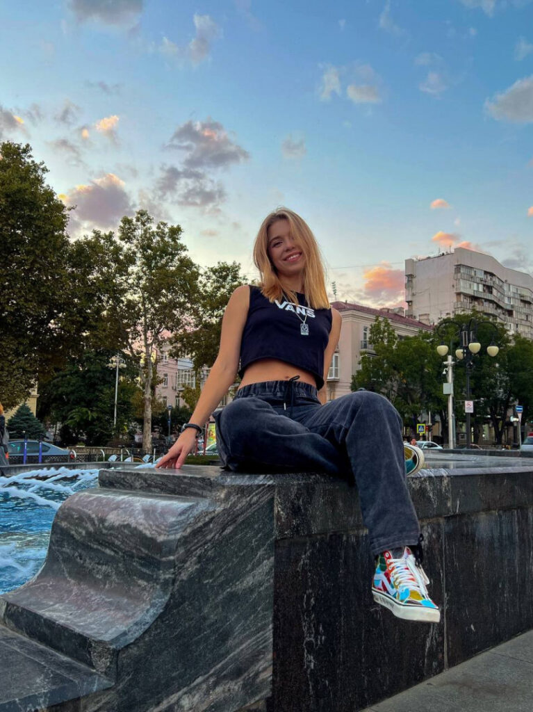 Twitch – shulyyyyyy – Nude Leaks