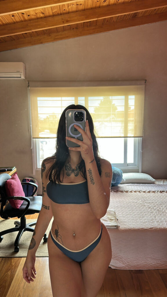 Twitch – Teen – Latina – shuuliax / shulia / julivitolo – Nude