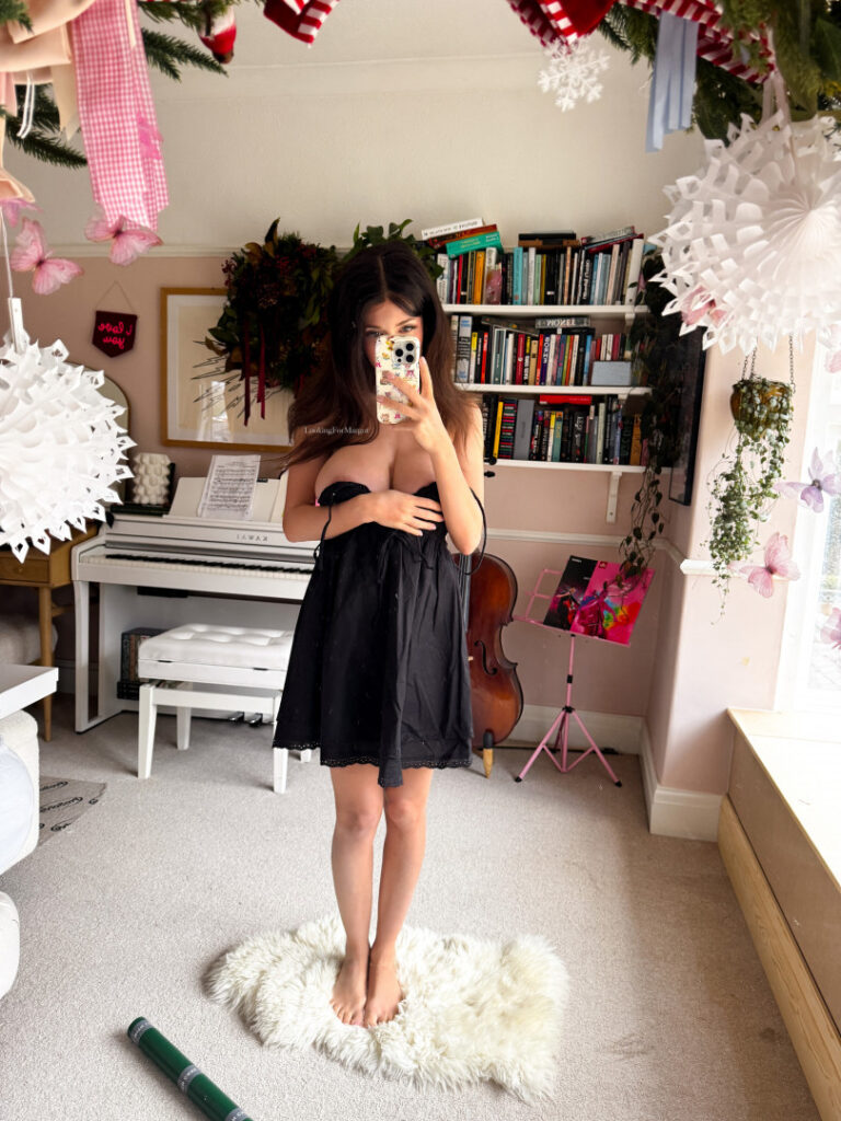 OnlyFans – TikTok – Shy Charlotte / Charlotteshyshy / supershycharlotte / lookingformargot – Nude