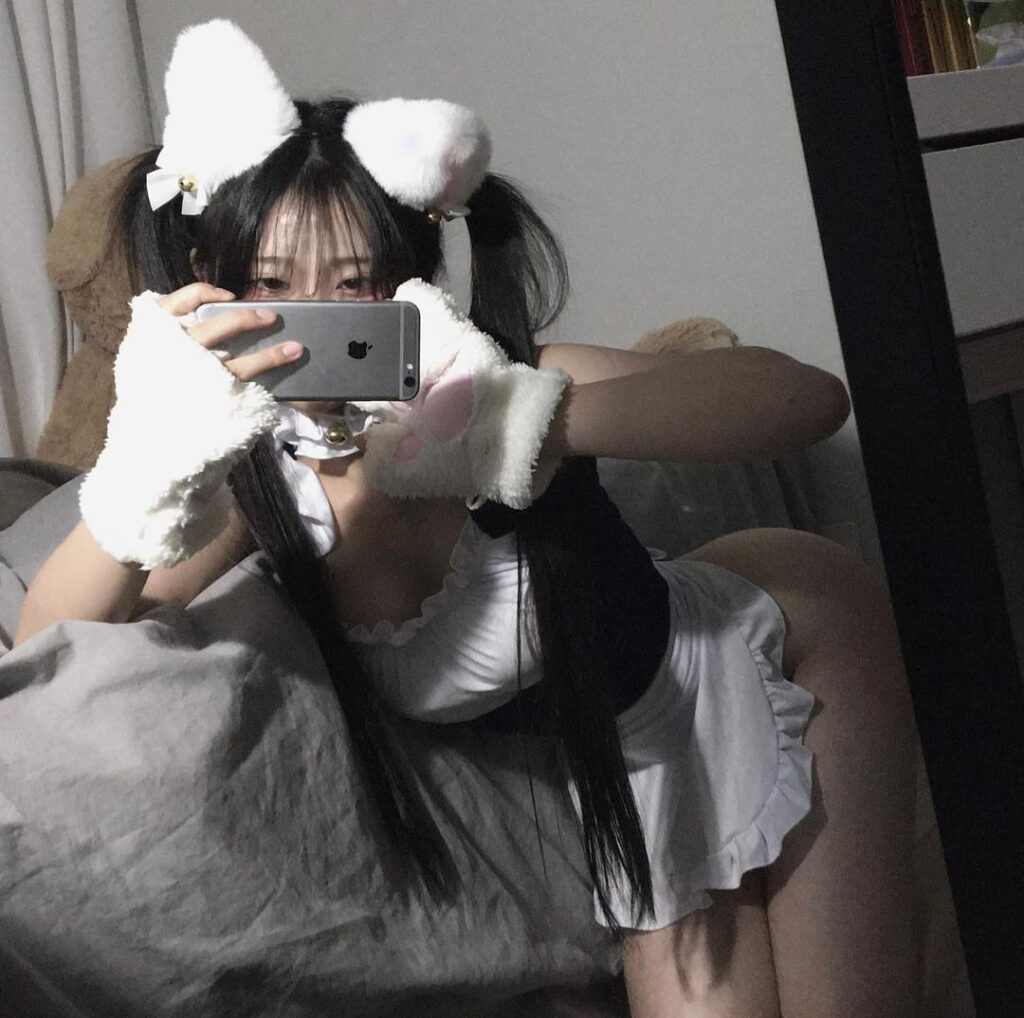 Instagram – sjxltlx_ – Nude