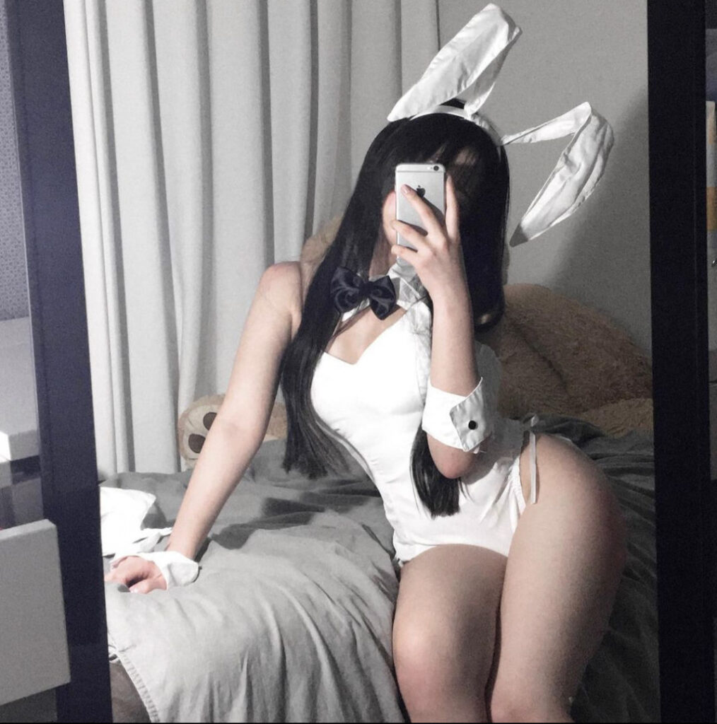 Instagram – sjxltlx_ – Nude