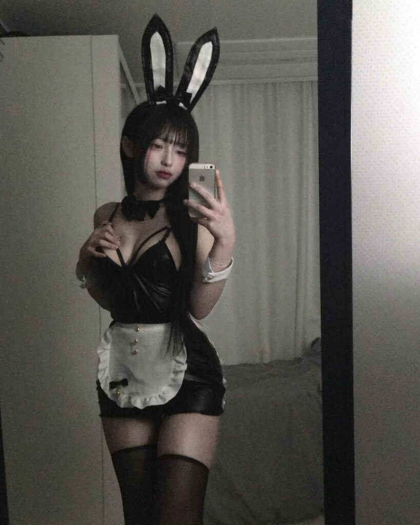 Instagram – sjxltlx_ – Nude