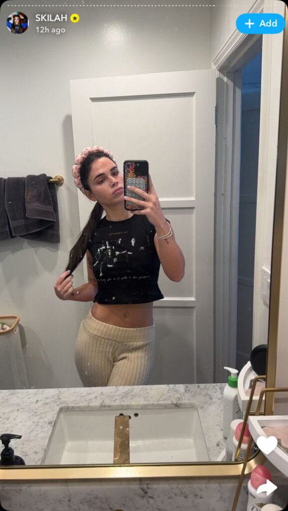 TikTok – Skillsawww / skilahblue – Nude