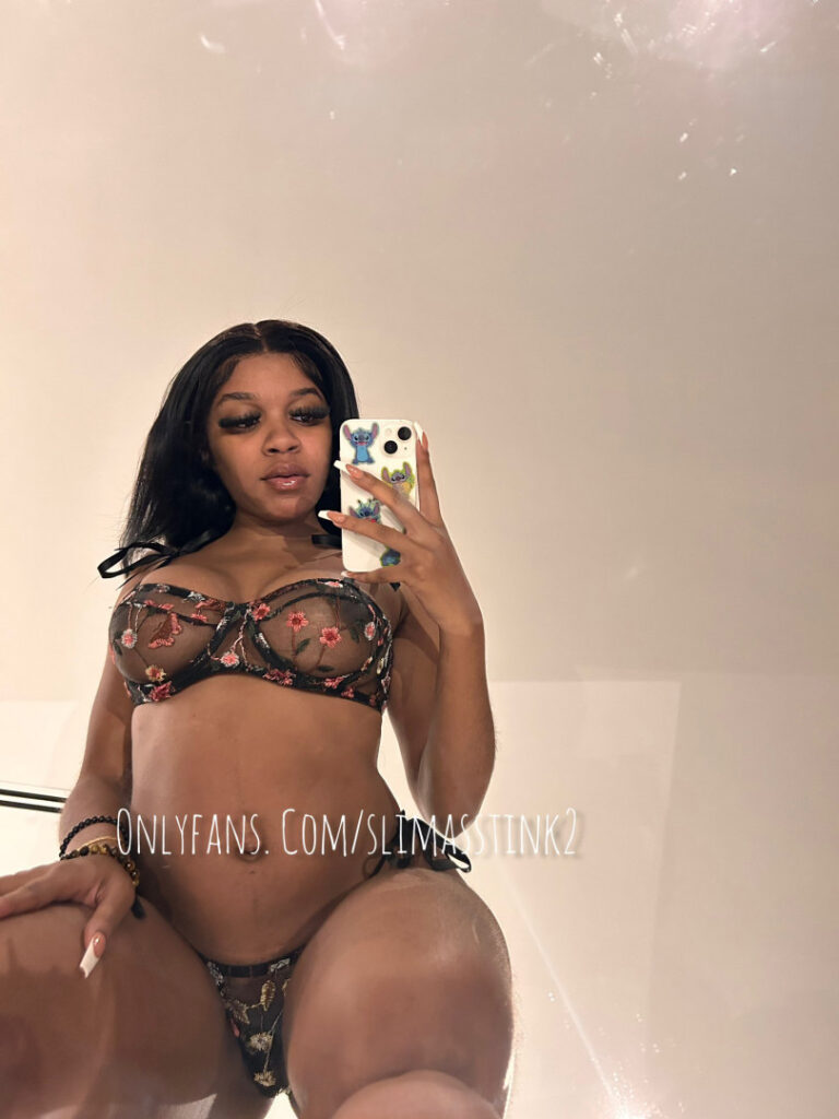 OnlyFans – Ebony – Slimasstink/ Slimassrarri/ Slimasstink2/Slimgoesrounds/ – Nude Leaks