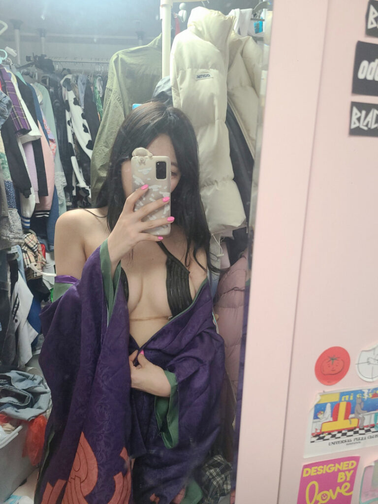 Twitch – Asian – sooflower – Nude