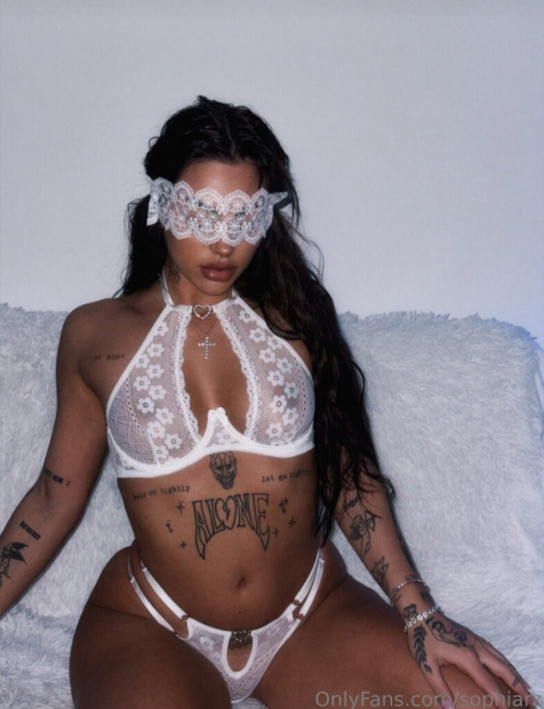 Twitch – Sophia_rizou – Nude Leaks