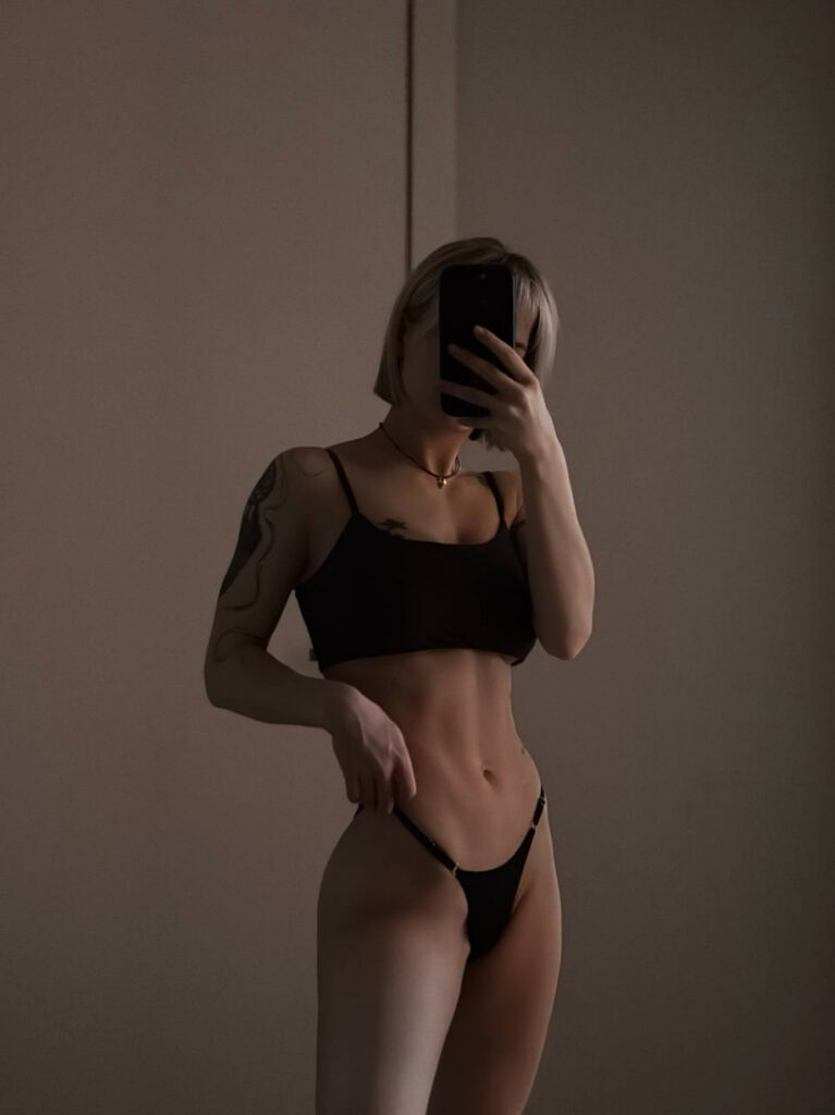 Twitch – Boosty – Sorabi – Nude