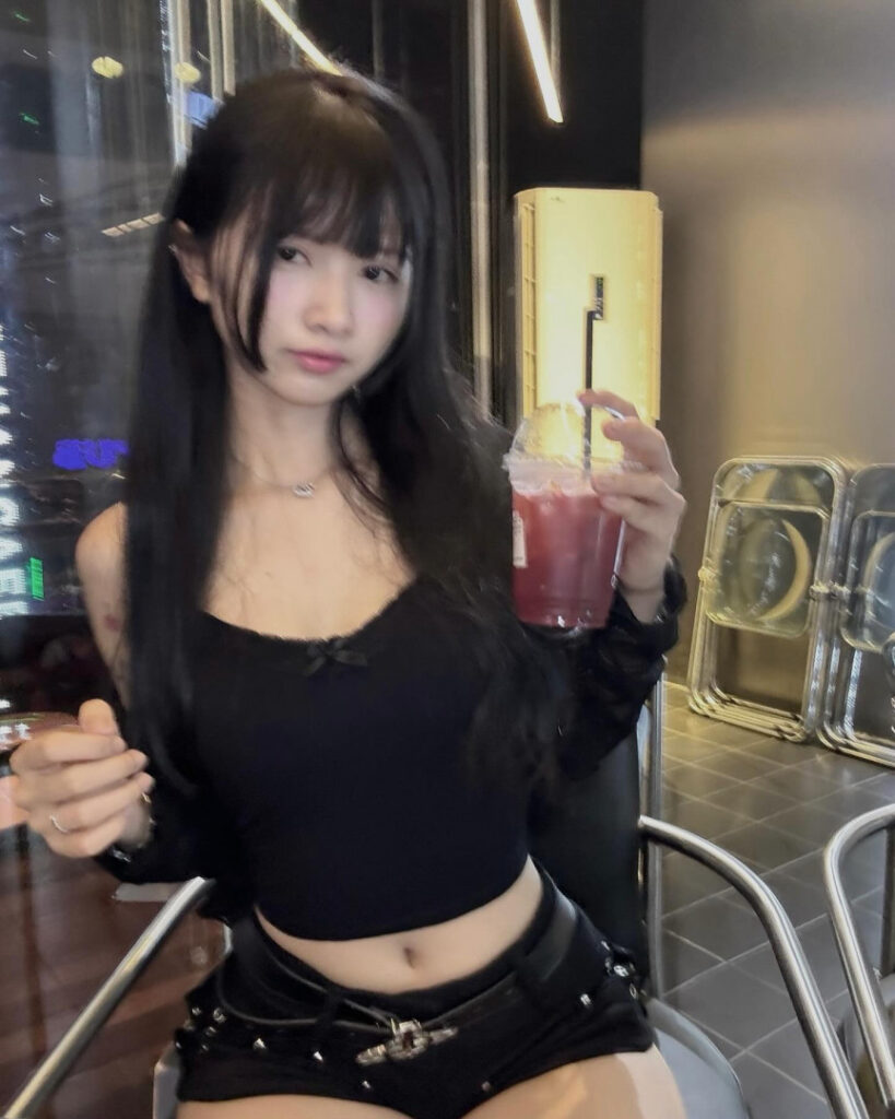 Instagram – Asian – sorrylylyy – Nude