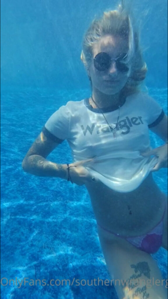 OnlyFans – southernwranglergirl // Kenzie Lei – Nude