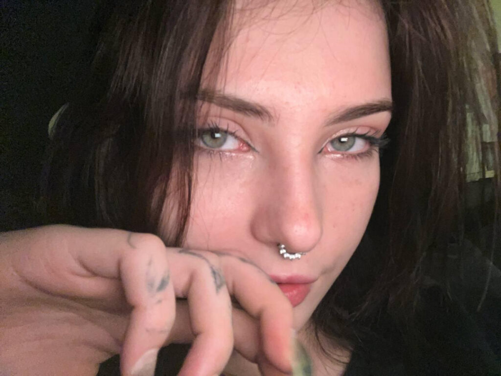 Cam Girls – Fansly – sssweeetkiss, adelina___ , adelina, adelina sweeetkiss – Nude Leaks