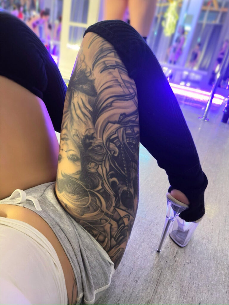 OnlyFans – Starfucked – Nude