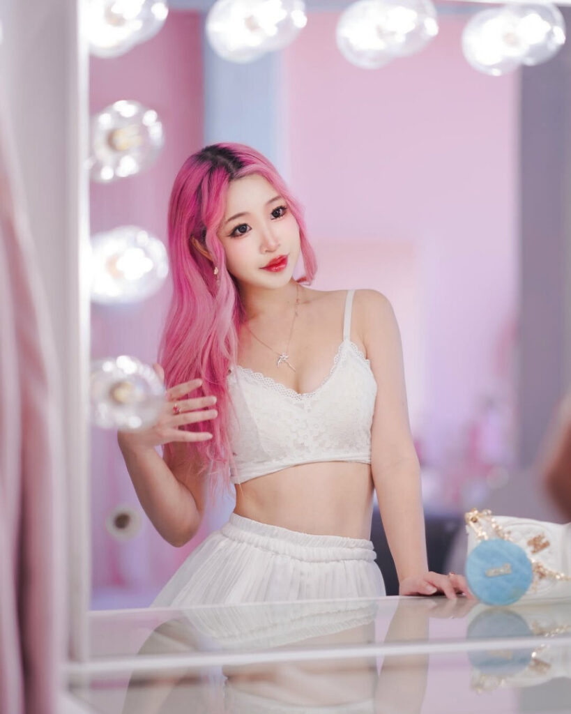 Twitch – Petite – Asian – Starrymiu / Kristie Miu – Nude Leaks