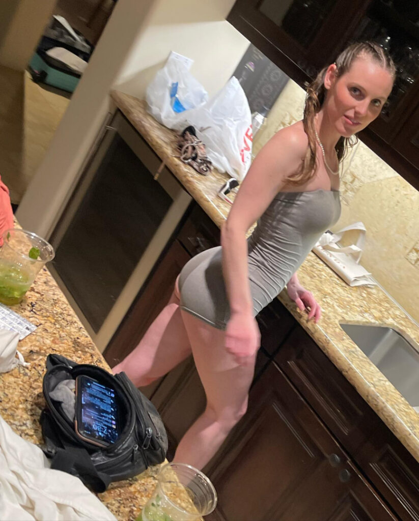 OnlyFans – Instagram – Reddit – Stella Hayes / StellaBabyHayes / Gold Nkenna – Nude