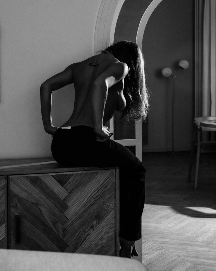 Instagram – Svetlana Sinitsyna (@odnoklassnytsa, Svetlana Shine) – Nude