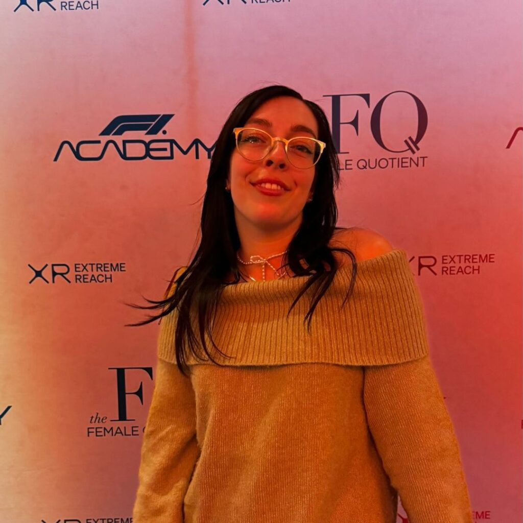 Youtube – Swell Entertainment – Nude