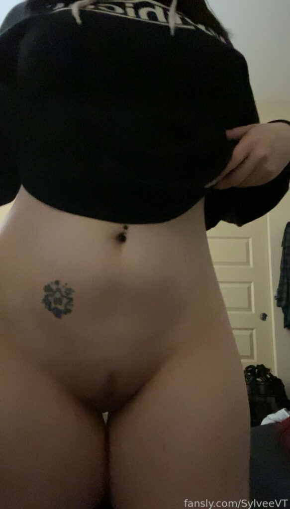 Twitch – Fansly – SylveeVT / Sylvee – Nude Leaks