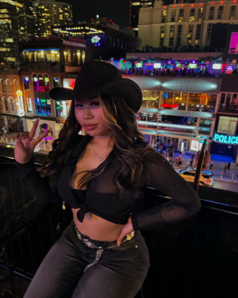 TikTok – Instagram – Asian – Tawnivo – Nude