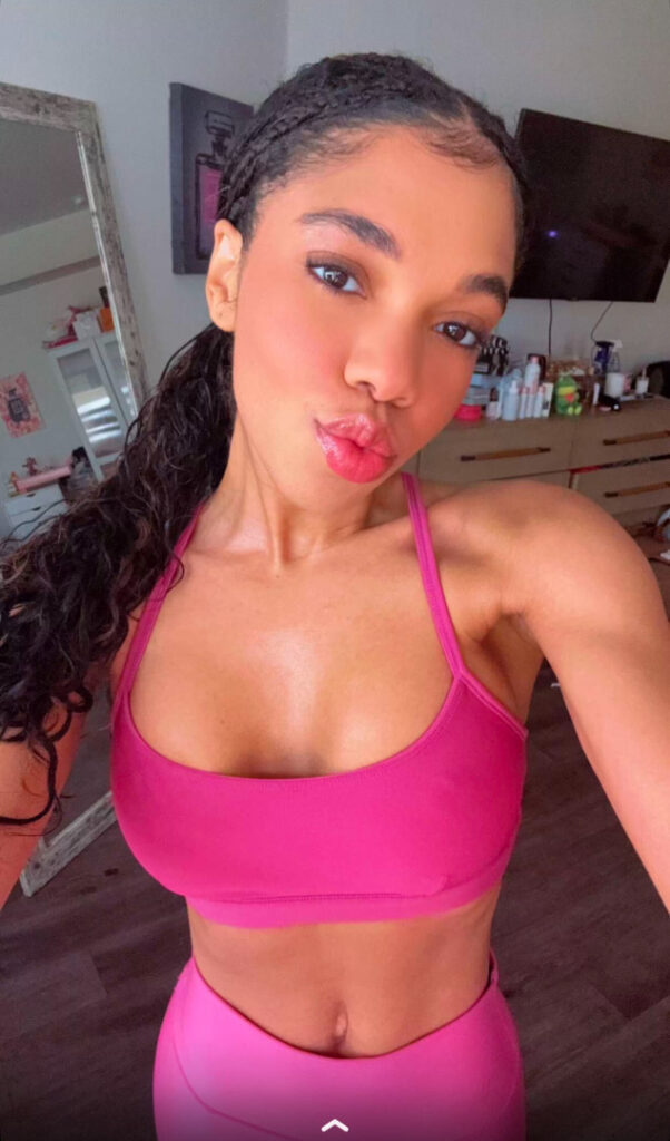 TikTok – Instagram – Teala Dunn  (tlyteala) – Nude