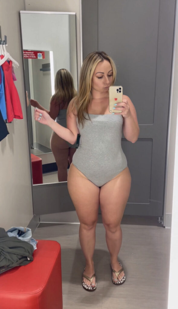 OnlyFans – TikTok – T H I C C – Thecourtneynielson / Courtney Nielson – Nude Leaks