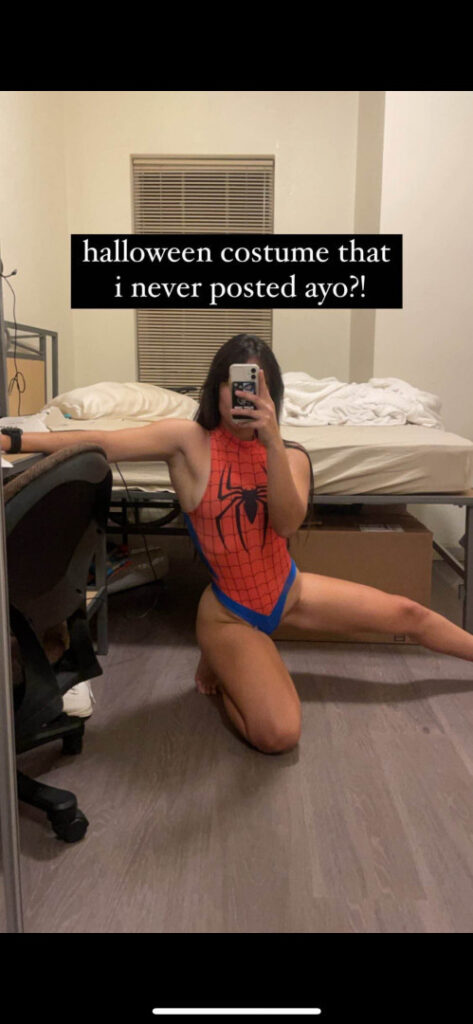 Instagram – thelizzyporter / lizzyporter – Nude