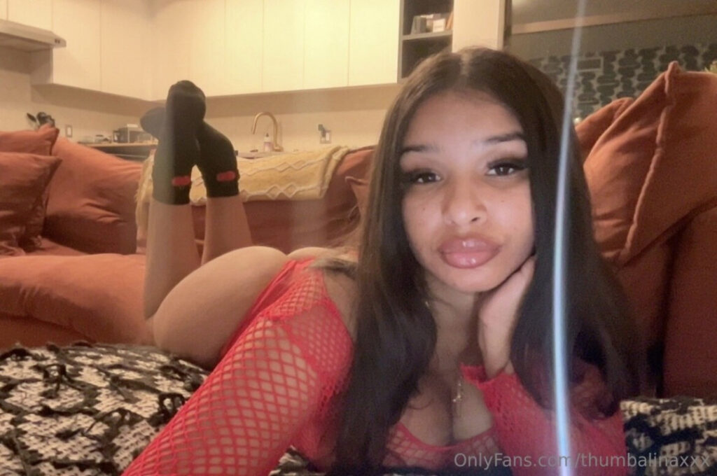 OnlyFans – T H I C C – Ebony – thumb alina | ari yazmene | thumbalinaxxx – Nude