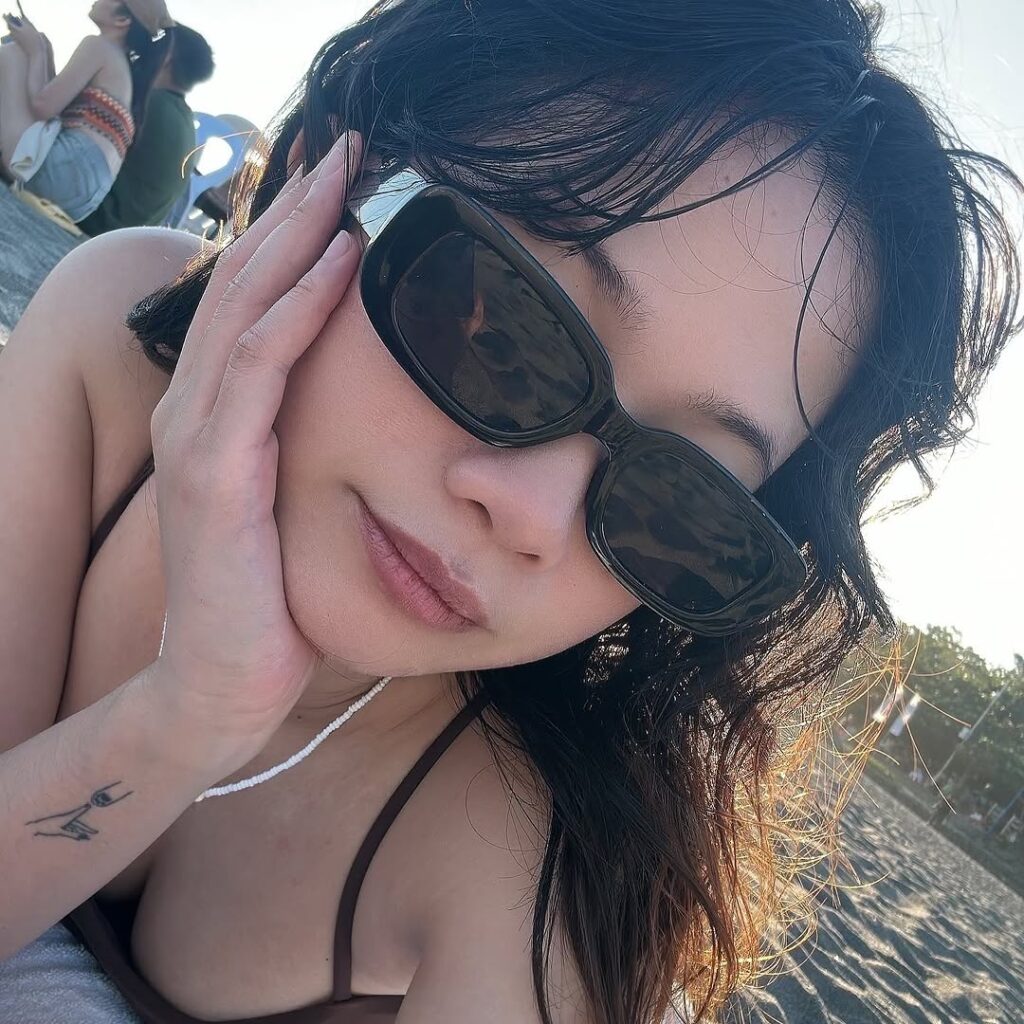 Twitch – Filipina – Tinapahy – Nude