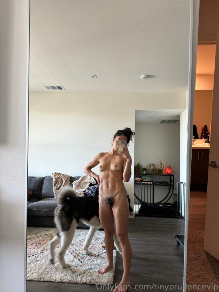 OnlyFans – Tinyprudence – Nude